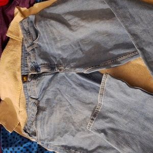 Lee capris
